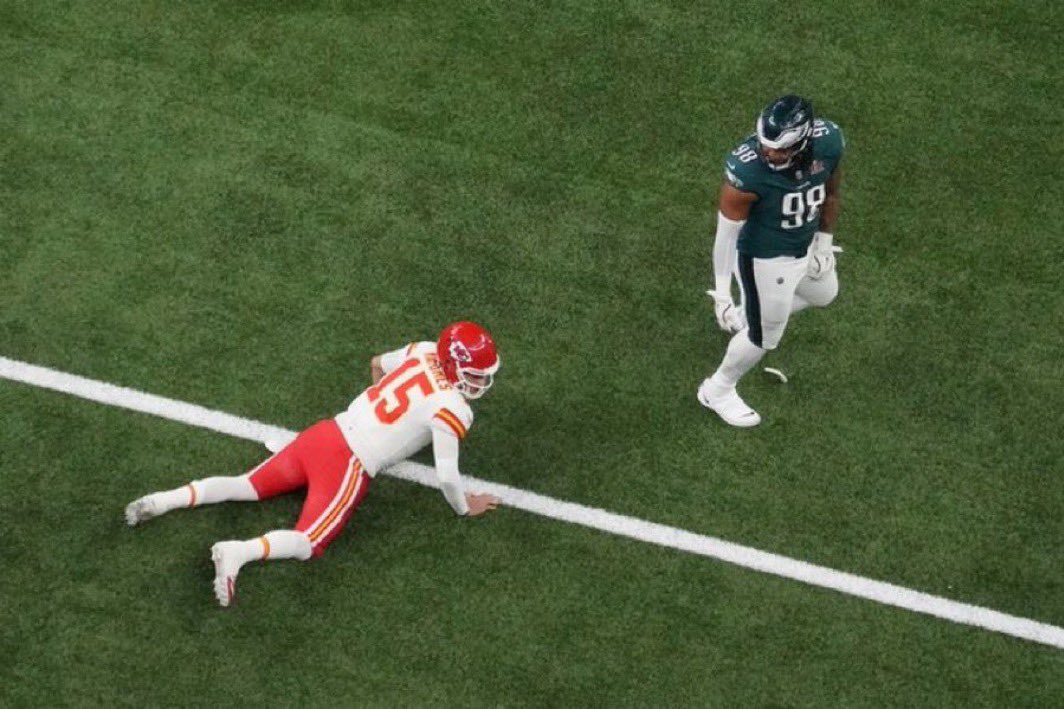 lovestdiomande's tweet image. Last day of 2025. 🥹🥹🥹

Best thing that happened during this disastrous year.

Need to run it back! 🏆💍

#FlyEaglesFly