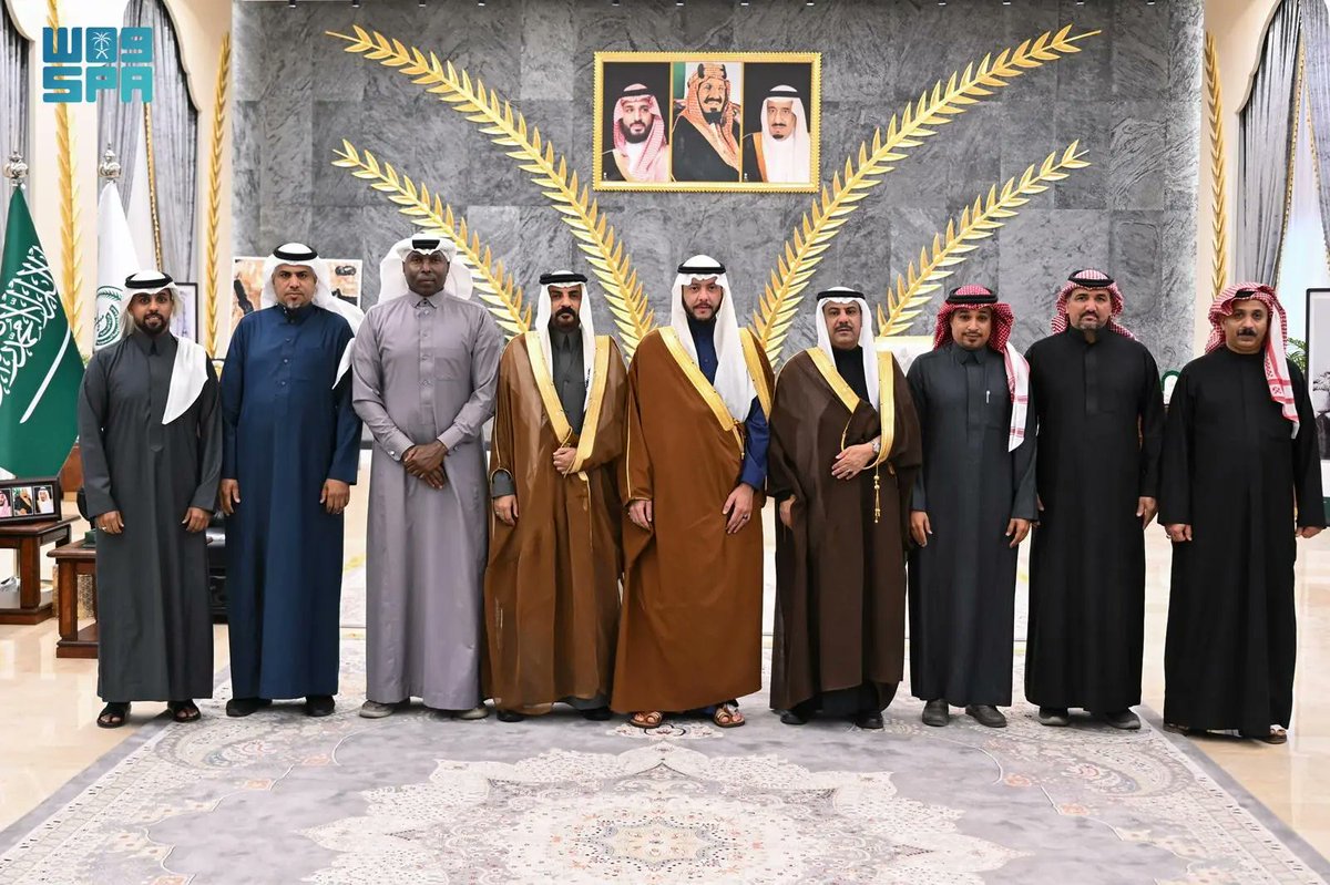 مُحافظ الطائف يستقبل رئيس مجلس إدارة جمعية الهواة لكرة القدم.
spa.gov.sa/ar/w2479129
#واس