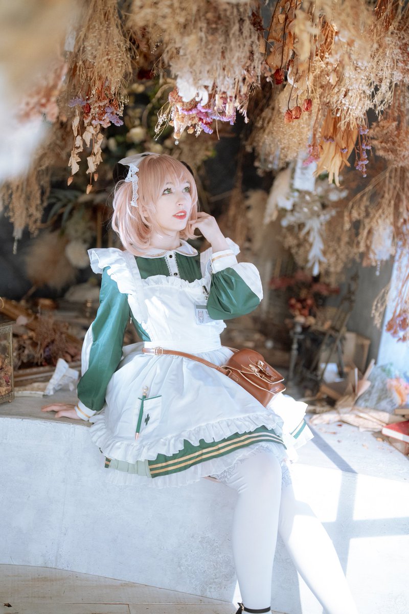 Squeezing this in before the year ends!

NIMI NIGHTMARE 💚
The sweetest nightmare I'll ever dream✨️

Cosplay sponsored by <a href="/wetrose2019/">Wetrose2019</a> thank you!!!
Photo by <a href="/photooru/">Tooru@C107２日目東7“P“05b</a> 🙏✨️