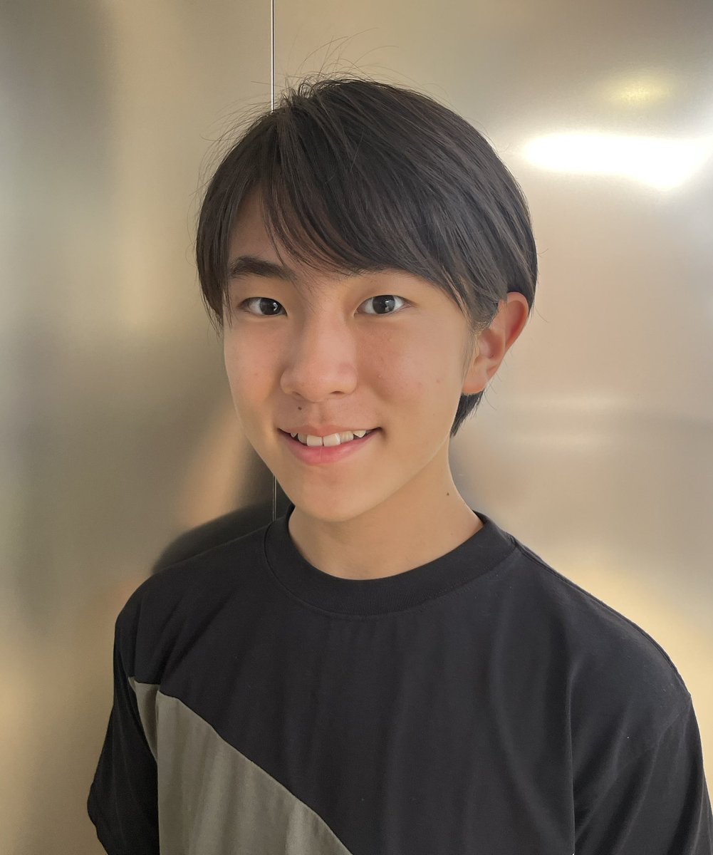 furufuru413's tweet image. 2025年も大変お世話になりました。
今年は変化の年でした。
声変わりをして身長も10cmくらい伸びたと思います。
学校もお仕事もプライベートも全力で楽しむことができました。
応援してくださった皆様ありがとうございました。
良いお年をお迎えくださいませ。

#NEWSエンターテインメント  #古澤利空