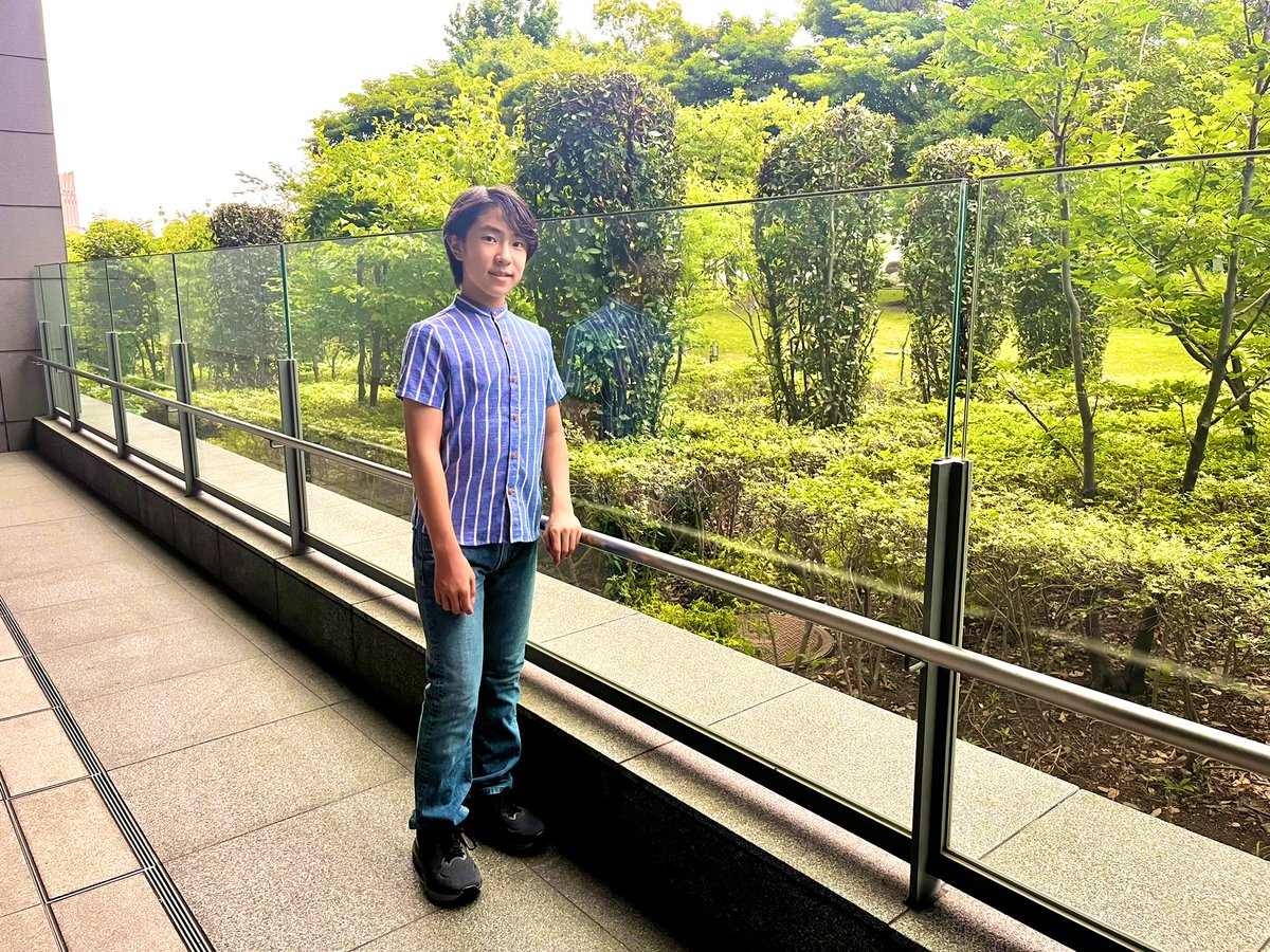 furufuru413's tweet image. 2025年も大変お世話になりました。
今年は変化の年でした。
声変わりをして身長も10cmくらい伸びたと思います。
学校もお仕事もプライベートも全力で楽しむことができました。
応援してくださった皆様ありがとうございました。
良いお年をお迎えくださいませ。

#NEWSエンターテインメント  #古澤利空