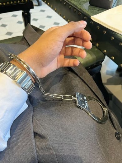 0xTuts's tweet photo. Arrest proof https://t.co/tnD6Q5HM0M