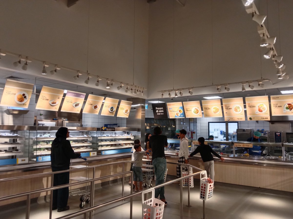 arvn____'s tweet image. ngasuhh