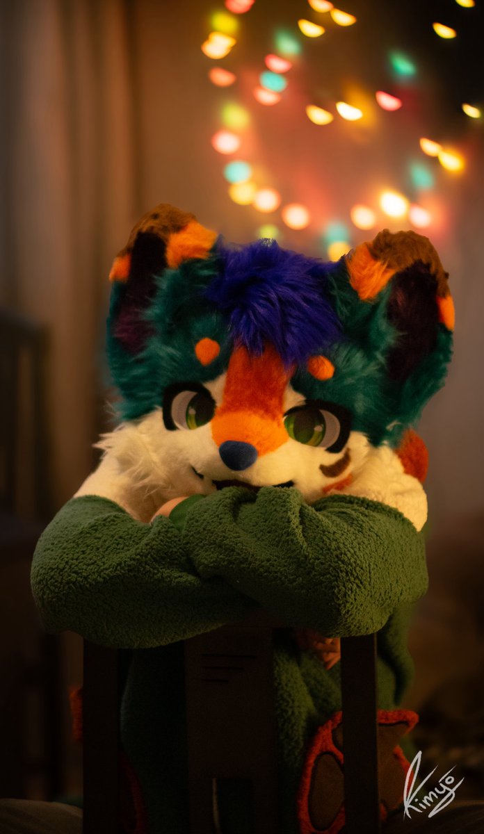 Feliz año furritos!!! 

Llega el último día del año y quería saludar a todos los que de una manera o otra habéis formado parte de mi y me habéis ayudado a seguir creciendo, pero si me pongo a mencionar gente no acabo, así que, solo diré que espero veros pronto!!