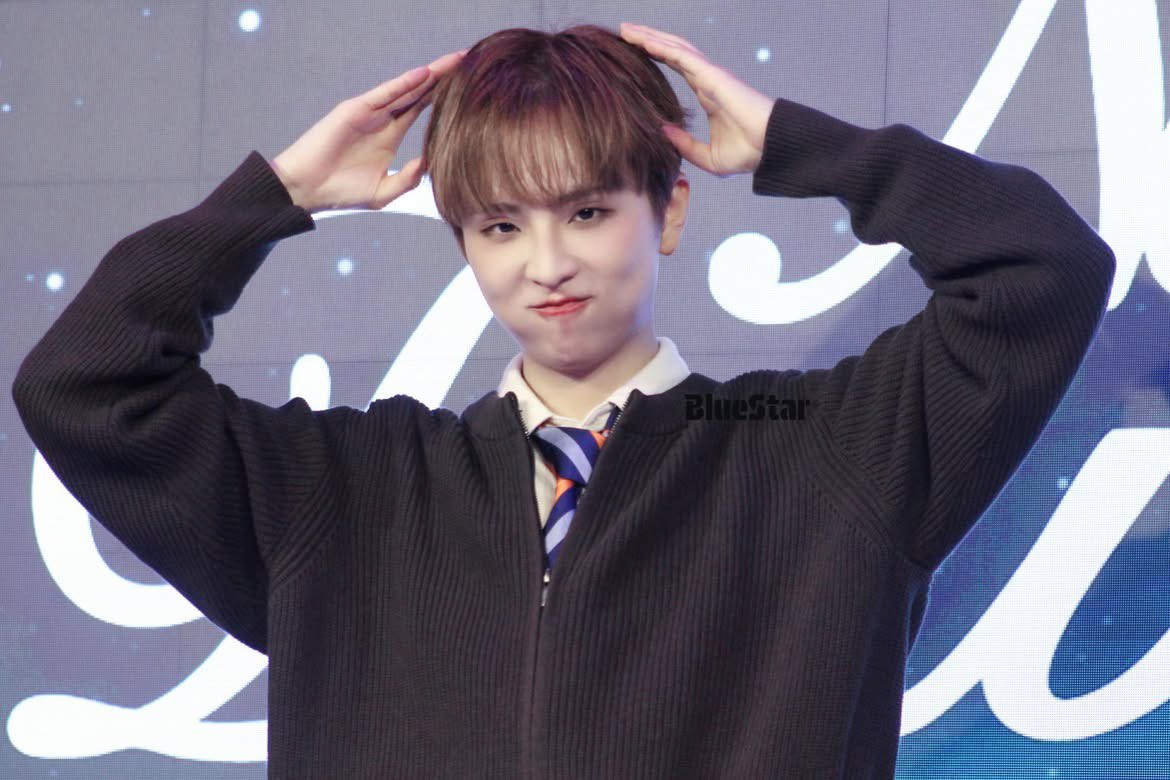 BlueStar991013's tweet photo. 251213-251214
KIM SIHUN ASIA TOUR [New Dawn] in HONG KONG

在香港也是幸福的兩天🍀💙

#김시훈 #KIMSIHUN #金施勲 #キムシフン https://t.co/hKoCyGwusr