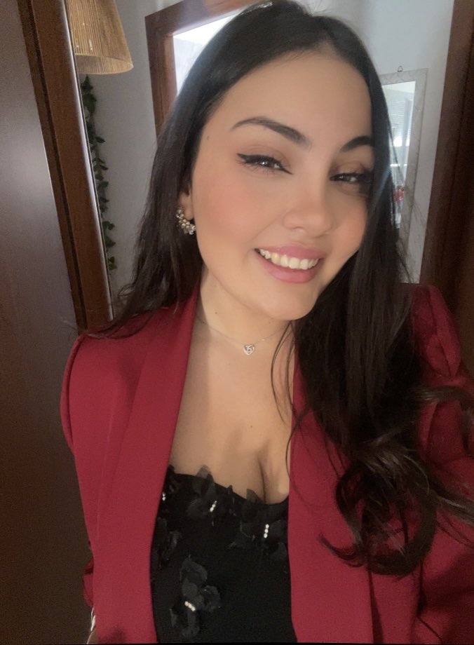 Complimenti a tutti coloro che sono arrivati al 31 dicembre 2025: 

-Complottisti;
-No vax;
-no eu;
-no nato;
-no armi all’Ucraina

La lista è ancora lunga. 
Buon anno. ♥️