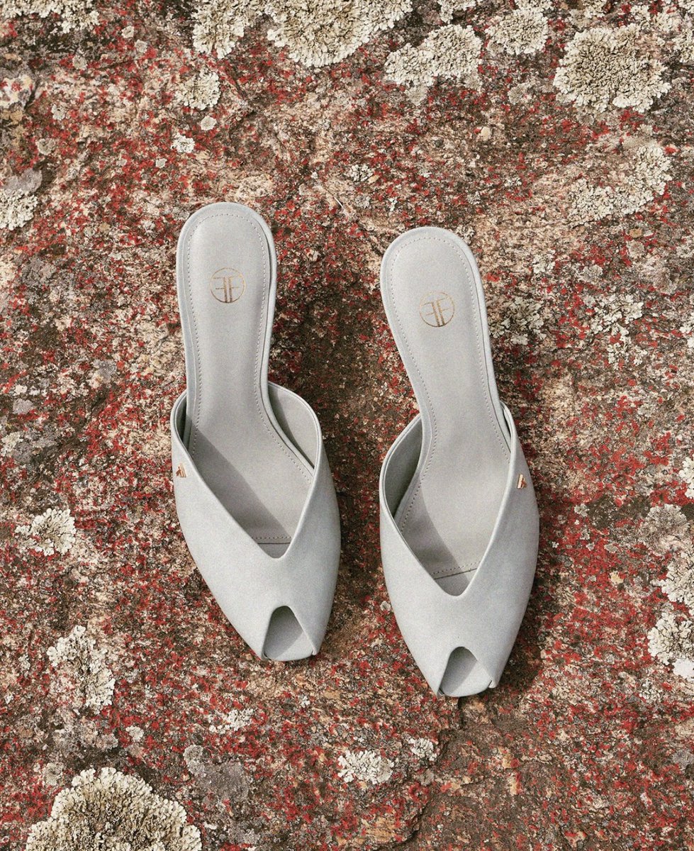 New Year’s Eve is calling  and the perfect outfit is waiting at Foschini.  From bold to classic, find the look that makes your countdown feel unforgettable. Step into 2025 looking and feeling your best.

#CountdownReady #NewYearsEveFit #StyleFor2025 #DiscoverConnectEnjoy