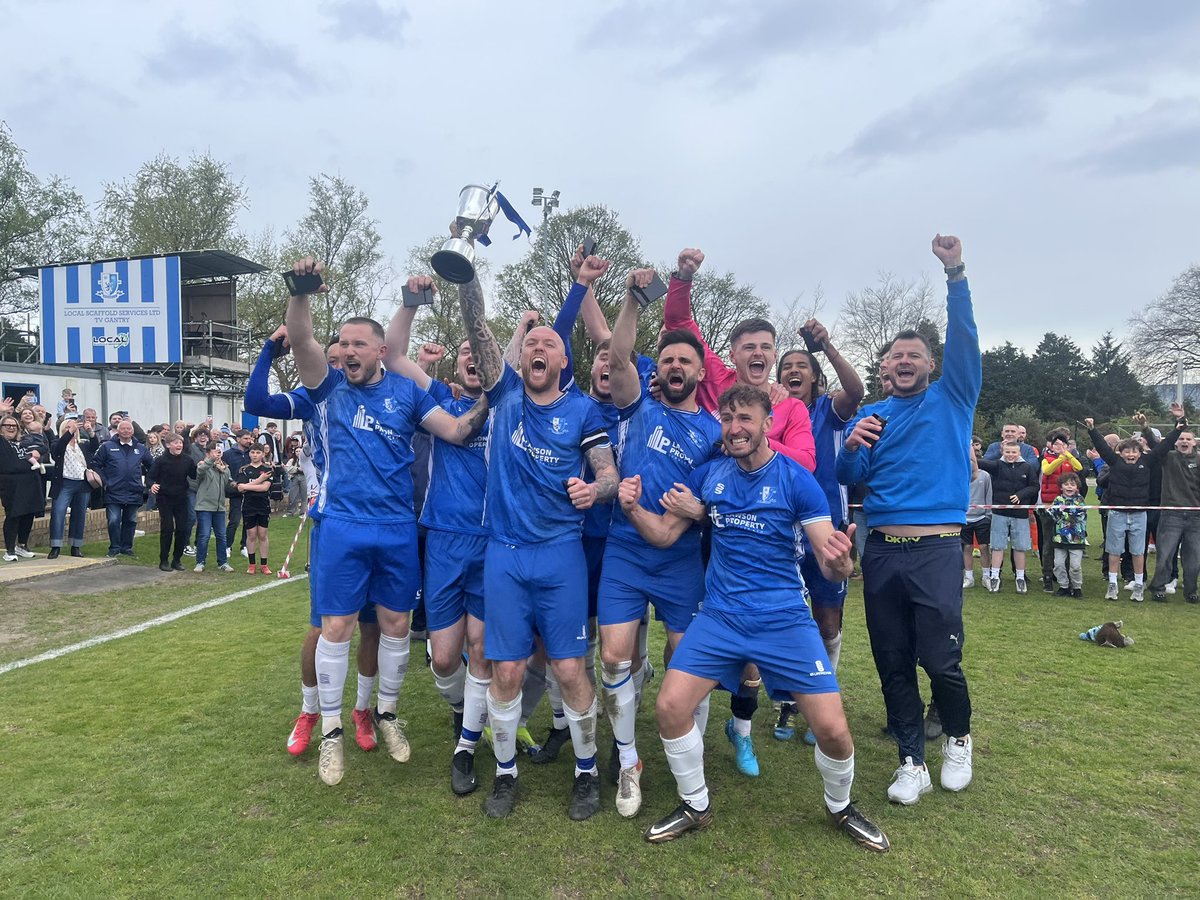 HallamFC1860's tweet image. The Year of The Countrymen 📔 

It’s been another brilliant year for us in 2025 with some outstanding moments and memories made. 

What’s been your favourite moment this year? We’d love to see your pictures and videos in the comments 👇🏻 

#HallamFC