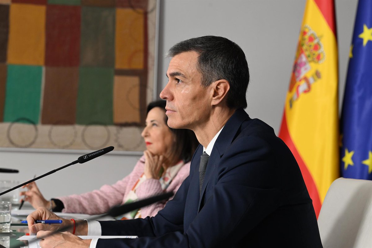 EM-electomania.es tweet media