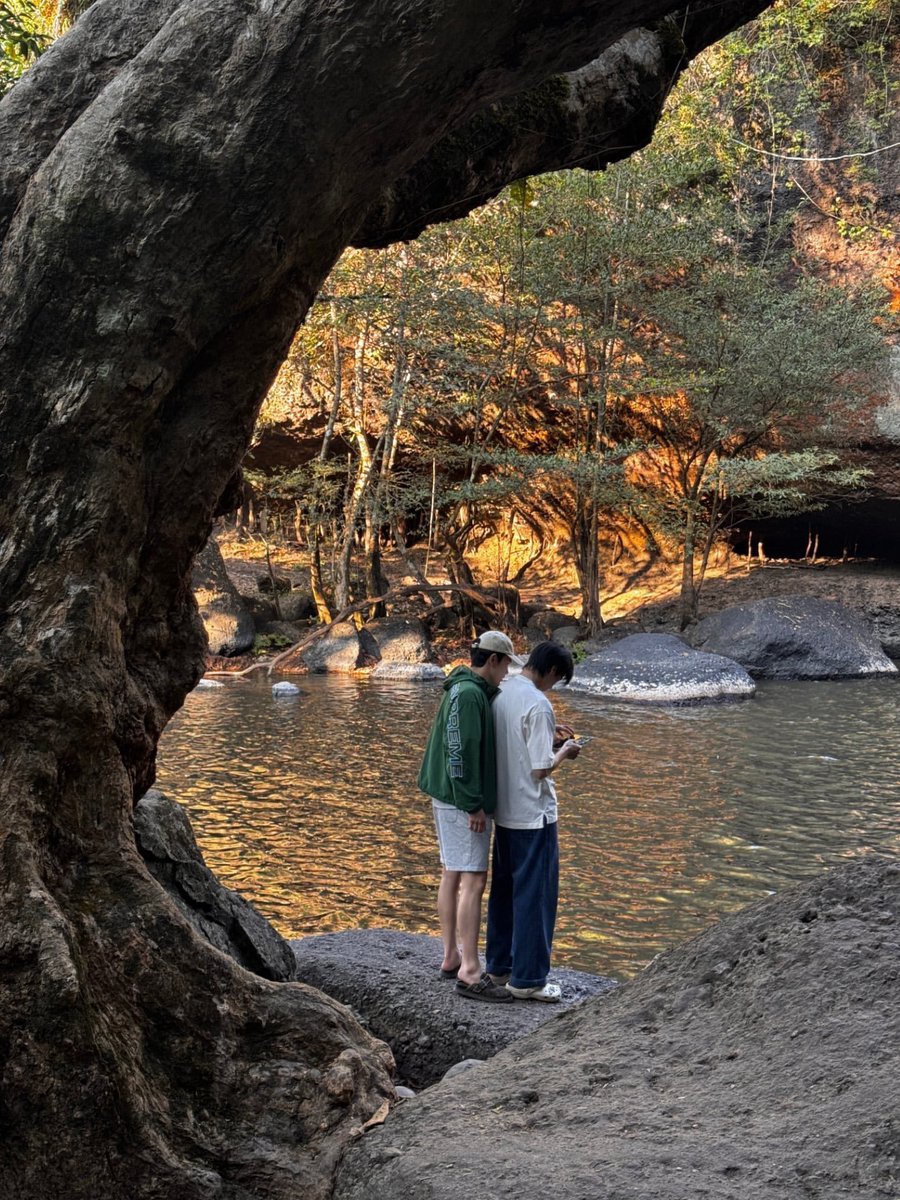 PhuwinOfficial's tweet image. ➖ 📷 IG @phuwintang REPOST:

2025 Wrapped

💞 ғᴏʟʟᴏᴡ ɪɴꜱᴛᴀɢʀᴀᴍ : phuwintang
Like 🤍 Comment 💬 Share 📤 Repost 🔁

31DEC Dazzling PHUWIN
❥@phuwintang🍯
#phuwintang
#RecapPhuwin2025