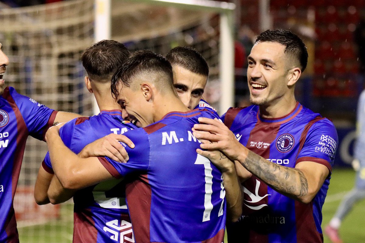 CD EXTREMADURA tweet media