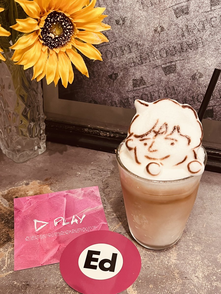 今年はPlayリリパやOh!Ed!キャンペーン、
関西Sheerio会、リスニングパーティなど楽しい思い出がたくさんの一年でした✨

エドもツアーを無事完走&amp;
Playリリースもあり大充実の一年だったと思います😊

Xやオフ会などで仲良くしてくださり
皆さんありがとうございました✨
良いお年をお迎えください🎍