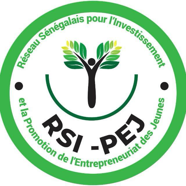 Rsipej's tweet photo. *Le Réseau Sénégalais pour l’Investissement et la Promotion de l’Entrepreneuriat des Jeunes (RSI-PEJ) ne cesse de m’impressionner…🥰😍🙈* https://t.co/qTdKeewvIt