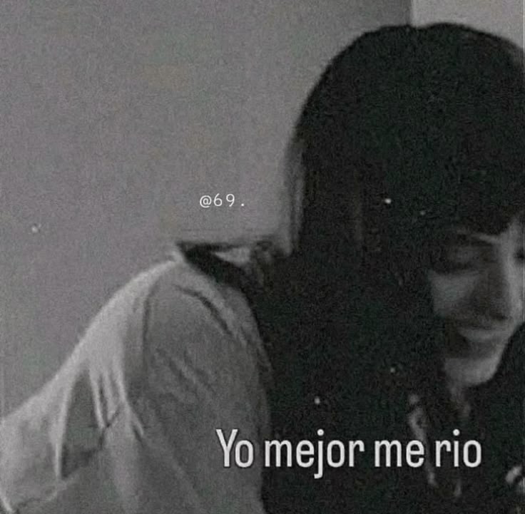 Vienen pinchandome para que reaccione y quede mal ante todos, pero sigo tranquila sin darle el gusto...