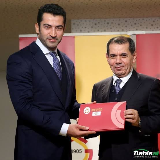 KMinacoin's tweet photo. @yescontextfb Ezel’ i izleriz, Recep ivedik’ide izleriz. Suskunları g*tüne sokabilirsin https://t.co/4IJkjXB1Xu