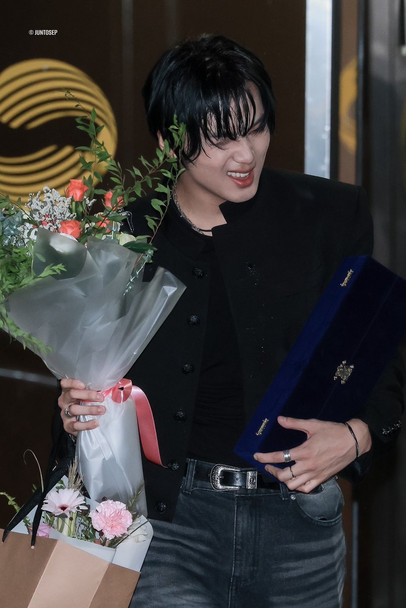 HCbodyguard's tweet image. my #1 moment of 2025.