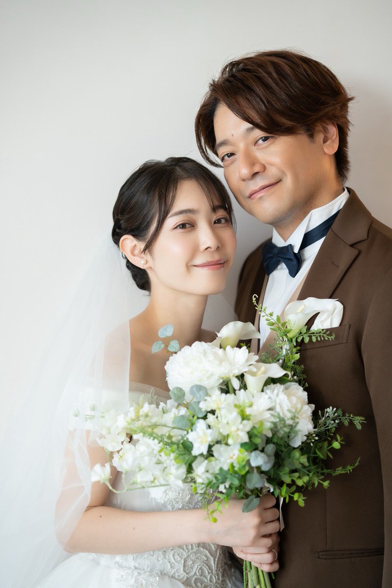 jun5563's tweet image. ご報告

いつも応援してくださっている皆さまへ

この度女優の緋那子さんと結婚しました。

最高のパートナーと猫2匹と
これからの人生を今まで通り楽しく支え合い生きていこうと思います。

より一層精進していきますので
今後とも何卒よろしくお願いします！

2025年 12月31日
佐々木 淳平