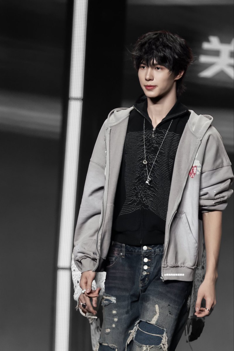 #唐奥玛🩵 #OmarTang 

251228 | 2025关注流舞蹈盛典
Fancam 4p

#NexT1DE_Omar #Omar