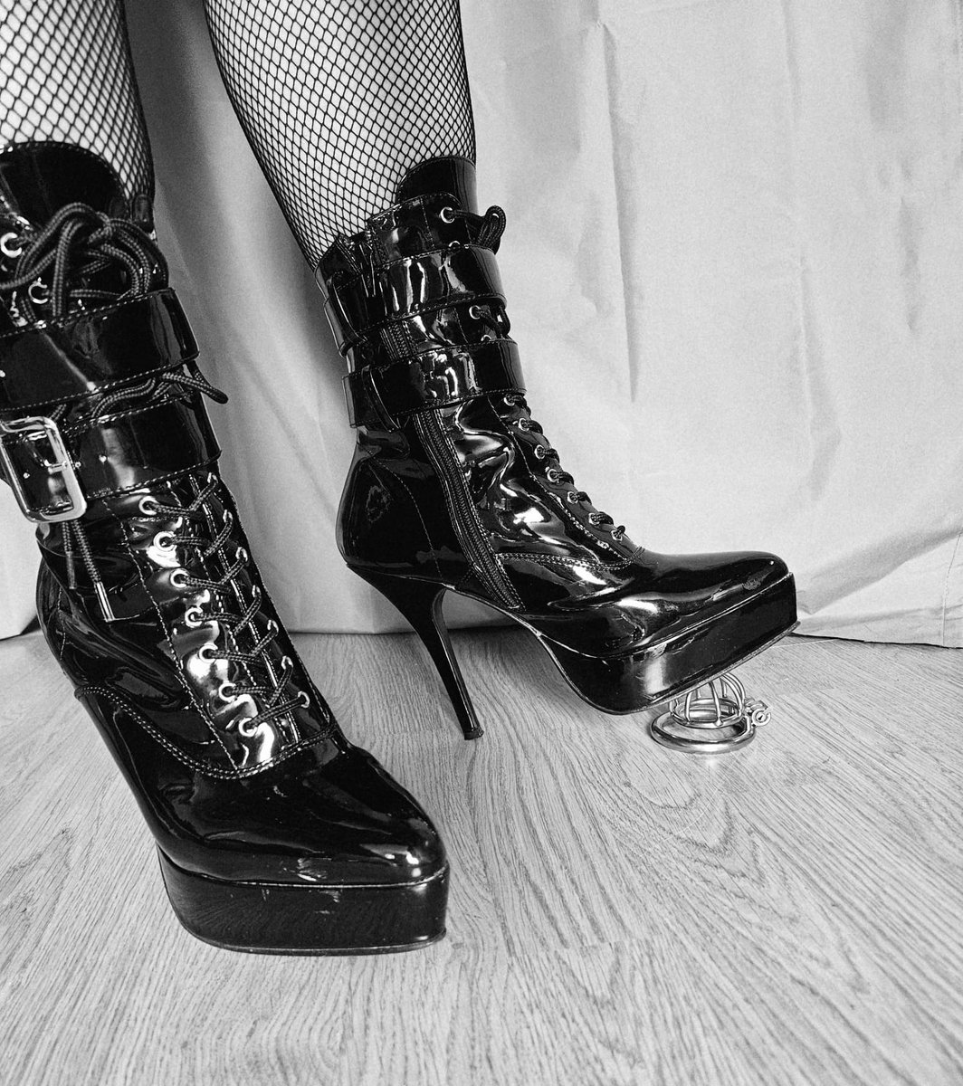 MeesteresLouise's tweet photo. Start jouw jaar een chastitycontract. Dm met tribute voor meer informatie.
X
#chastitycontract #lockyear #chastity247 https://t.co/weZQA8rkkz