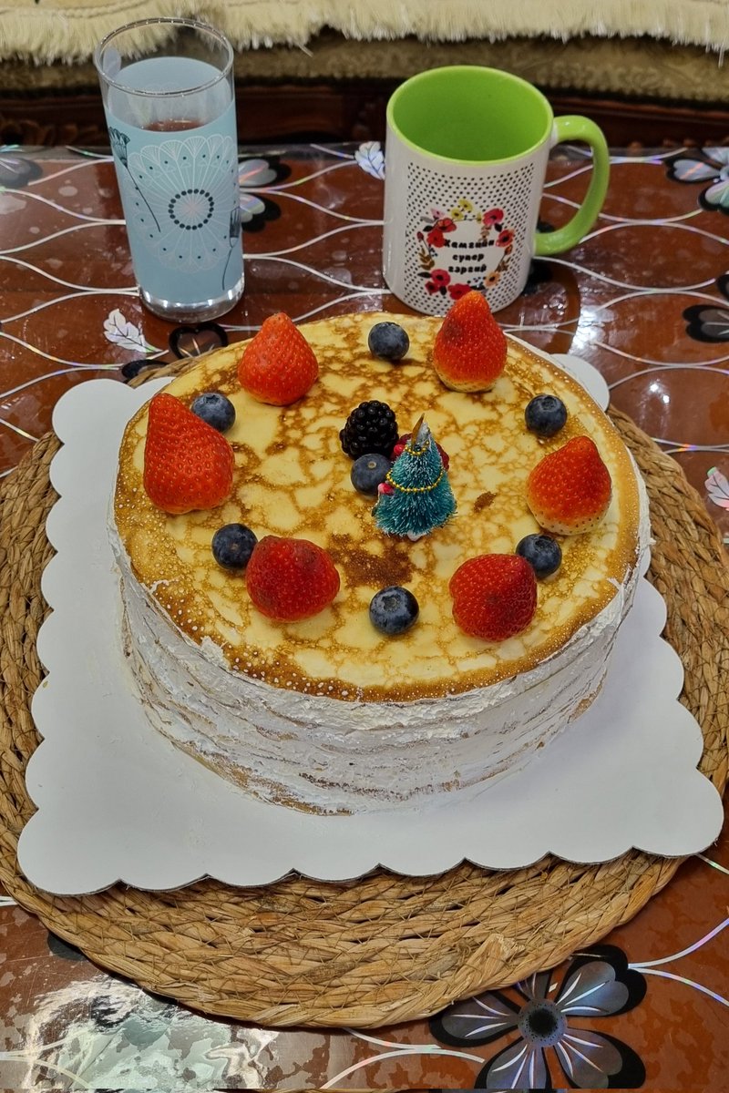 Шинэ оны бэлэг болгон бие, биенээ харилцан дагацгаая.
Шинэ оны мэнд.