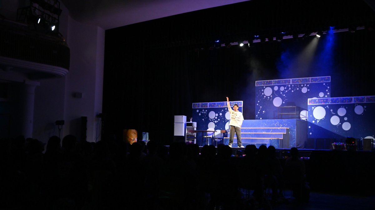 TOPPOREN's tweet image. 今年も本当に
ありがとうございました！

コントライブに始まり、
初の自主興行！！
満員御礼ありがとうございました！

初のリーディング公演！
貴重な経験させてもらえました！

本公演では主演も務め、
とても充実した一年になりました！

来年も小松は走り続けます！
来年もよろしくお願いします！