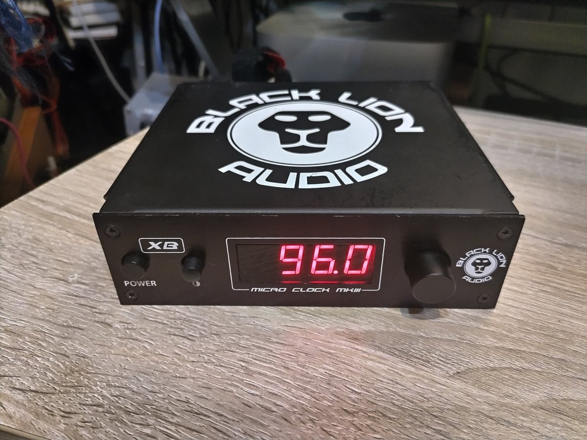 今年最後の買い物、black lion audio micro clock mkiii xbを中古で