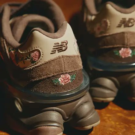 whOopsyouu's tweet photo. vintage, elegant, and luxurious nuances combine in the New Balance 9060 x Atmos Pink shoes 🤎🍂 https://t.co/N2RQzYSOkT