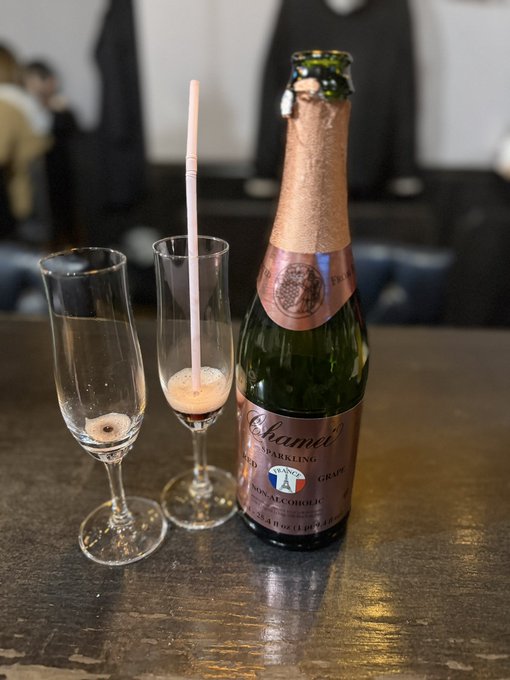 And Lovely 【アンドラブリー】のツイート