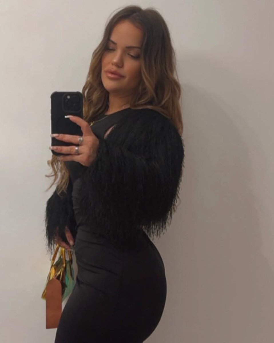 Elsia 135cm 🍭 tweet media