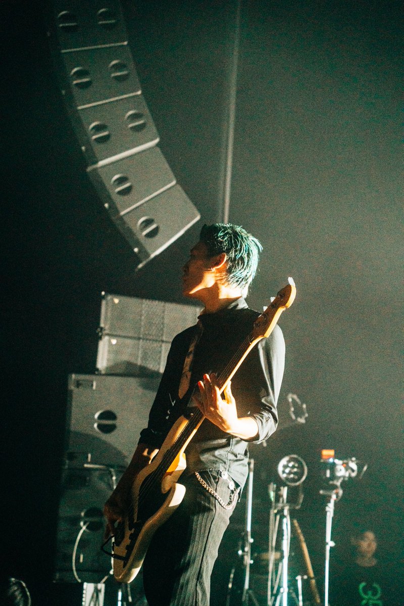 2025年沢山ありがとうございました！！
今年はフェスやツアーで沢山の場所に行くことができて嬉しかったな
今年の目標はほぼ全滅だったけど年末最後の最後にCDJ復帰で一つだけ叶えられてよかった、、
来年もめっちゃベース弾く！
2026年もめちゃくちゃよろしく頼んます！！