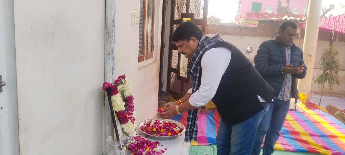 bhavimeenainc's tweet photo. आज #टोडाभीम विधान सभा क्षेत्र  के सिंघनिया गावं में हमारे युवा कांग्रेस के साथी Ranjeet Meena जी के पिताजी श्री बुद्धाराम पहलवान जी ( पूर्व जिला परिषद सदस्य) की शौक सभा में शामिल होकर दुःख साँझा किया।
इस मुश्किल समय में भगवान उनके परिवार को इस दुःख को सहन करने की शक्ति दे। ईश्वर दिवंगत आत्मा शांति प्रदान करें।