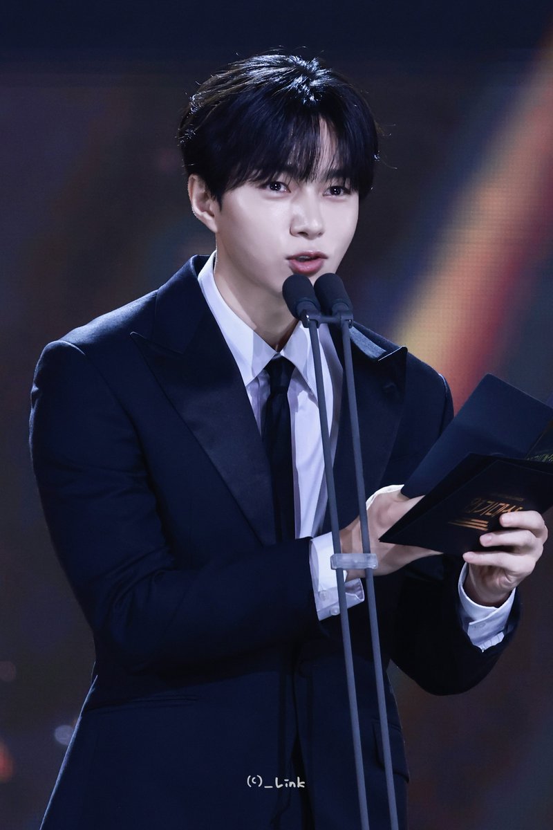 _LinKms's tweet image. 251231 KBS 연기대상

배우 김명수🌟

#인피니트 #INFINITE
#김명수 #KIMMYUNGSOO