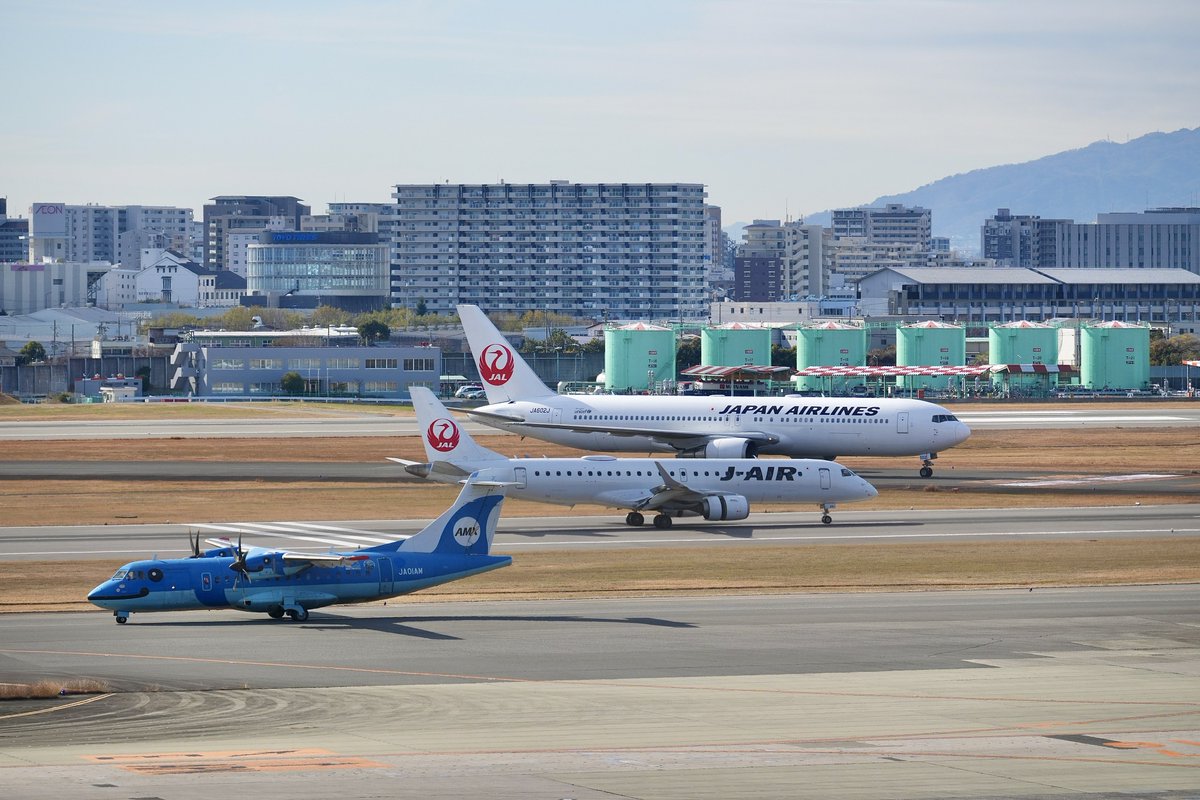 SA_TA_snake's tweet photo. 今年はGWに飛行機乗ったのを皮切りに飛行機三昧の1年でした✈️
 #スターウォーズジェット 🟡に出会い、 #みぞかちゃん 🐬を知って飛行機に対して初めてかわいいって感情を抱いた😳❤️
来年は #みぞかちゃん に乗って天草に行きたいです🐬✨️
北海道も行きます✈️
今年も1年ありがとうございました🙇‍♀️ https://t.co/TIhuK6Ob2Y