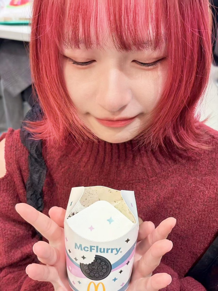 0219_miruru's tweet photo. よいお年を🎈
#踊ってみた https://t.co/YWaVuRIRyy