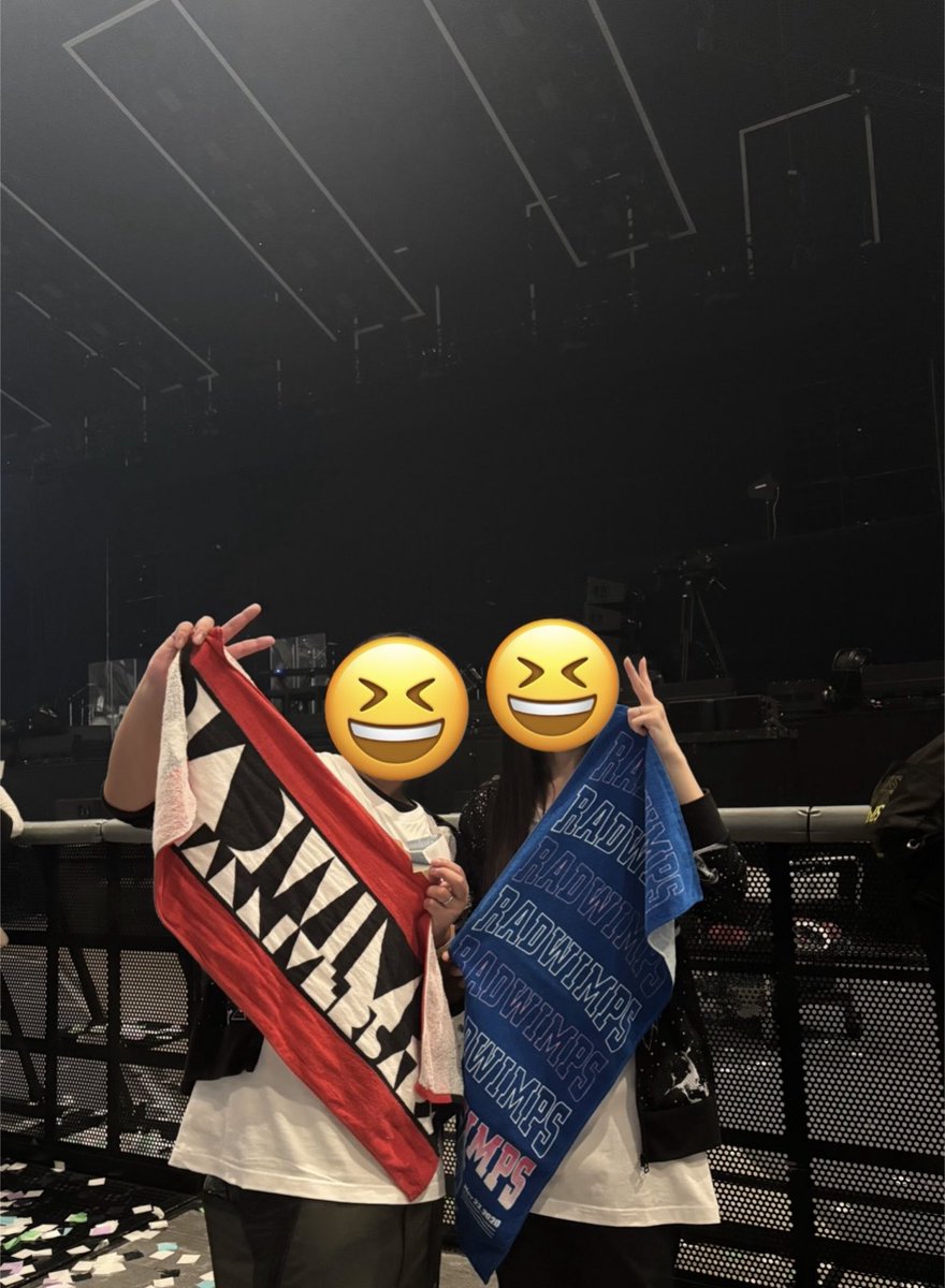 kdy_tkhs's tweet photo. 2025年。RADと歩んだ1年③
#RADWIMPS
#RADWIMPS20th
#野田洋次郎
#武田祐介
#山口智史 https://t.co/pZTk5LIez5