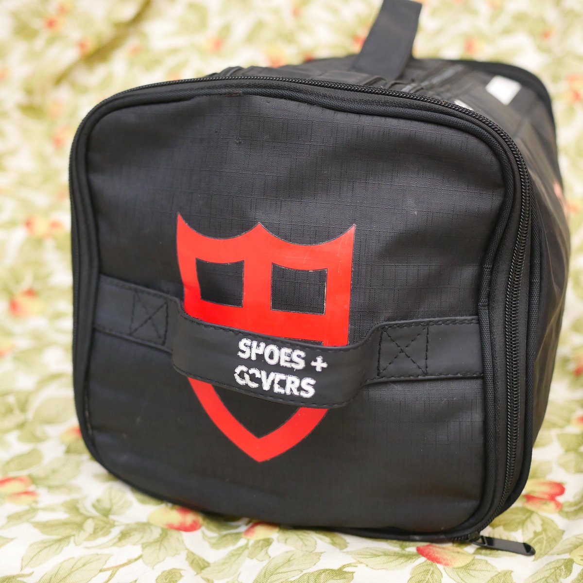 選手支給品 Tudor チューダープロサイクリング 非売品 ダウンジャケット プロチーム支給品販売 Tudorプロサイクリング レースレインバッグ 使用