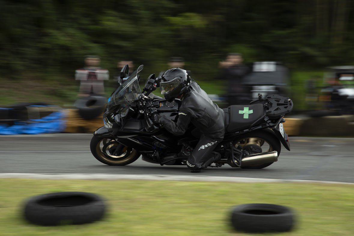 たかすけ tweet media