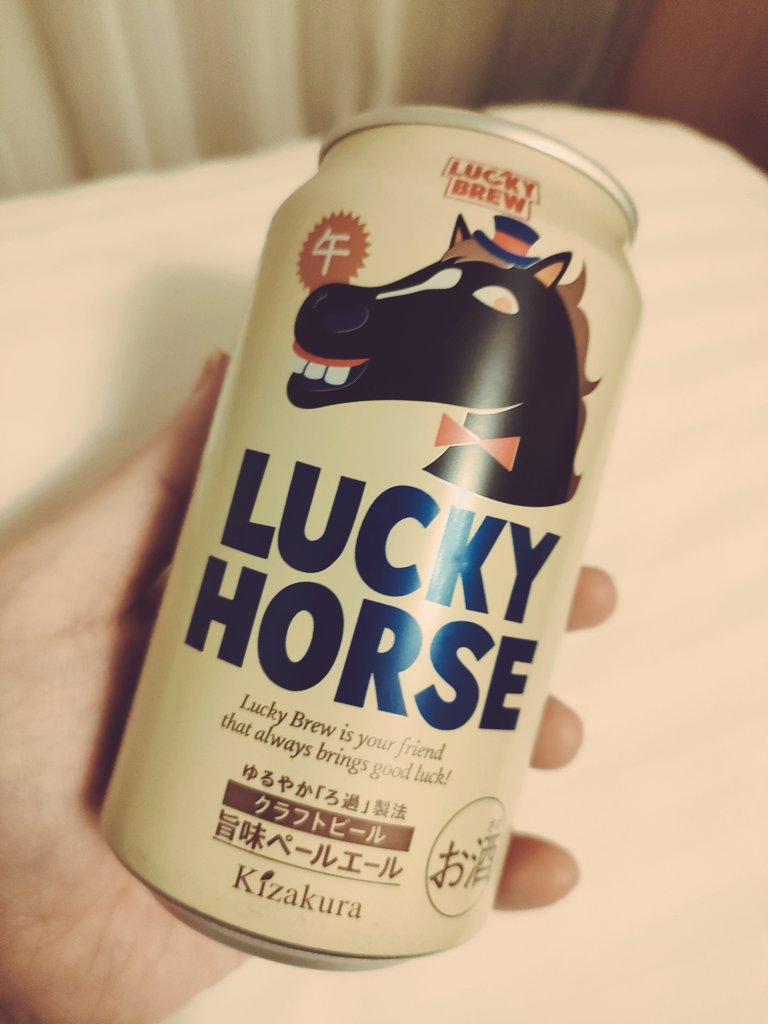 今年は沢山お世話になりました。
リアルでご挨拶できたり、CD頒布できたりと実りのある2025年でした。
ろくまちとしてVRでのライブ活動を本年をもって一旦幕引きとしますが、まだ発表できてない歌みた並びにぽめるずの活動は継続で頑張りますので引き続き来年もどうぞよろしく！良いお年を！