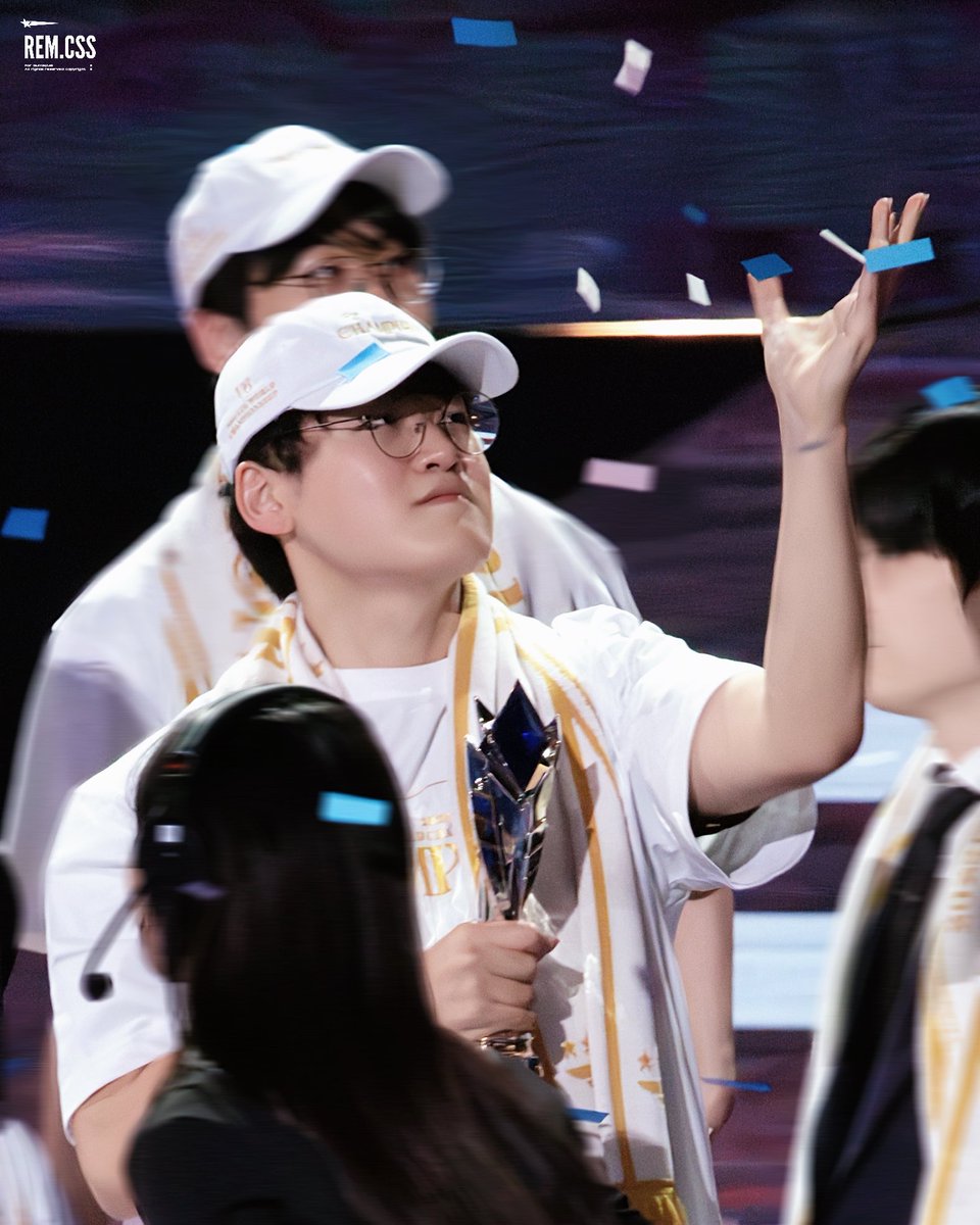 rem_css's tweet image. 𝟐𝟎𝟐𝟓

#Gumayusi #구마유시 #이민형