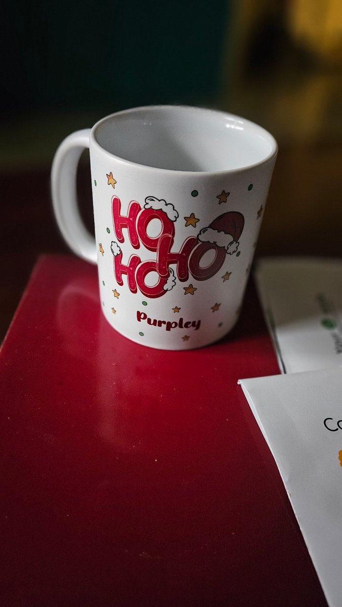 who_JSS's tweet image. Gifts from Mala, for the Christmas season 🥰💕
That Purpley mug layum 😁😁
@araaharaj

#gratitude 
#blessed