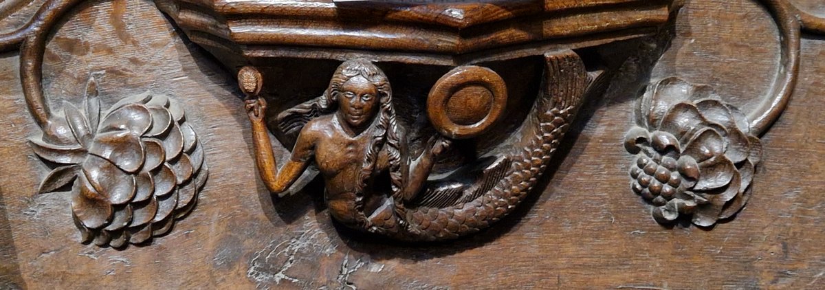AnneEBailey1's tweet image. More from Ripon Cathedral: a selection of misericords.