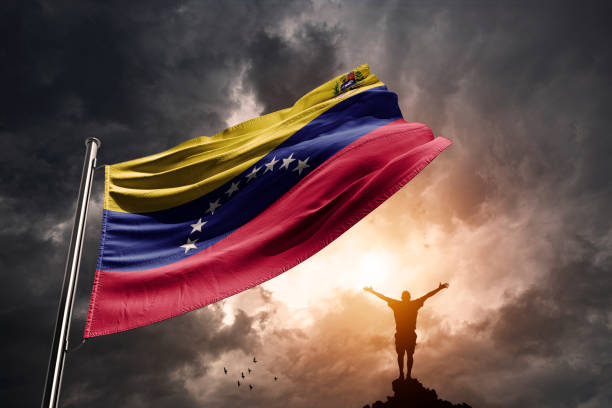 A TODOS LOS VENEZOLANOS,

QUE EL AÑO NUEVO
SEA EL DE LA
🇻🇪 LIBERTAD 🇻🇪

El 1 de enero de 2026 marca el inicio del segundo cuarto de siglo XXI, deseando que marque también el inicio de la
VENEZUELA LIBRE!

🇻🇪 ABAJO CADENAS 🇻🇪
       FELIZ AÑO 2026