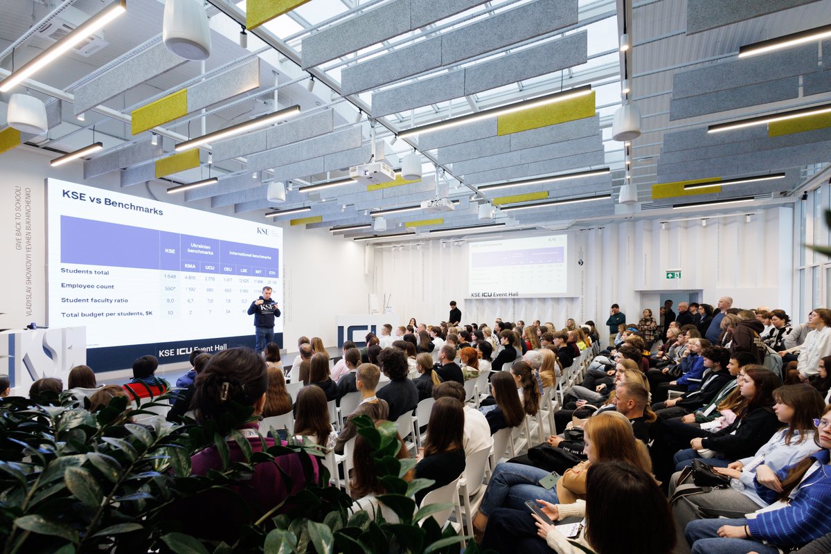 Happy New Year from Ukraine. This is my year in pictures I hope the next  year brings peace to Ukraine and also to everywhere else where there are  wars.