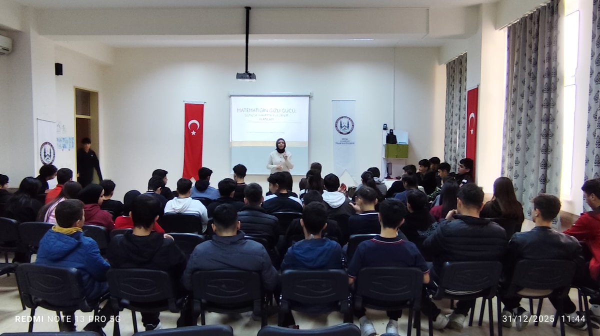 Hikmet projesi kapsamında seminerlerimiz 9. Sınıflarla devam ediyor.