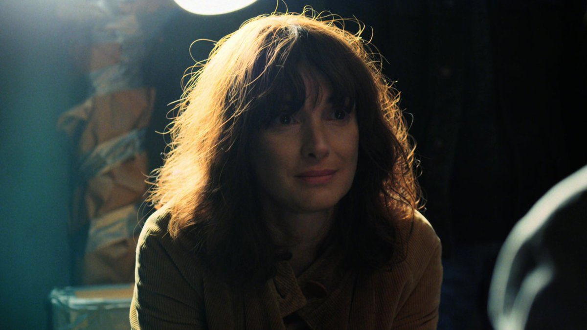 winonalhryder's tweet image. goodbye, joyce byers. i’ll love you forever 🤍