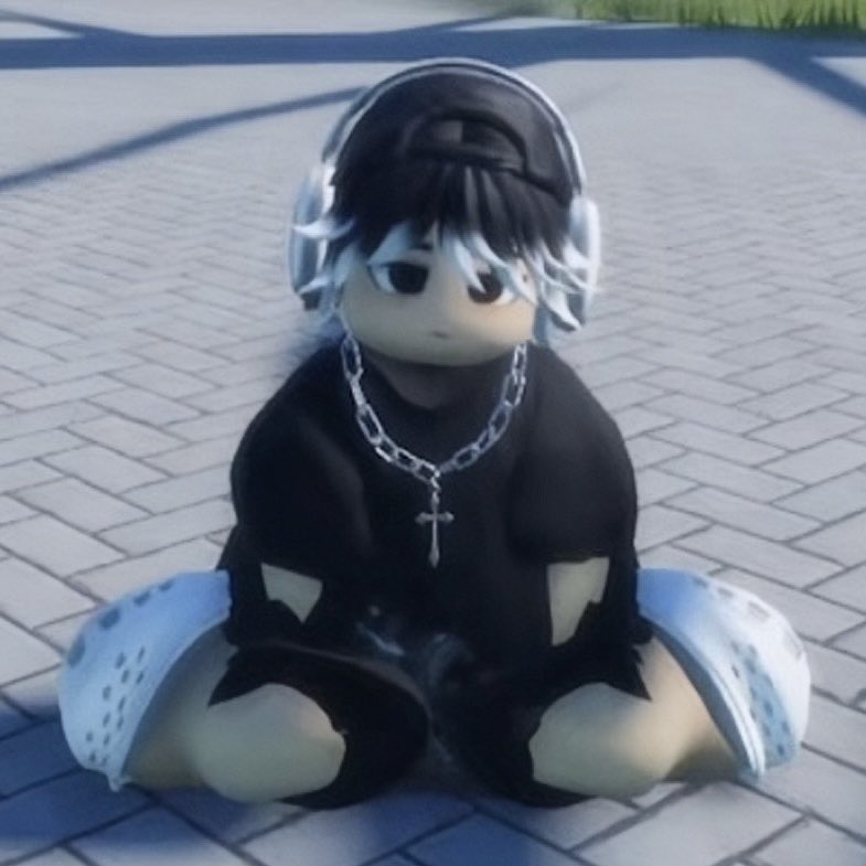 ทุกอย่างมีวันหมดอายุเสมอ แต่ตราบใดที่นี่ยังอยู่หนูจะถูกรักเสมอ แฮปปี้นิวเยียร์นะอ้วม🫳🏻