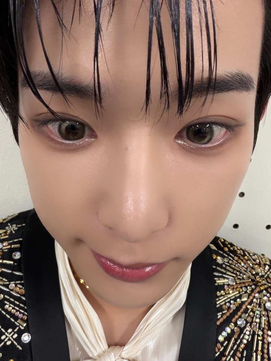 2025年本当にありがとうございました🫶
今年もたくさん思い出作ろうね!!
ことよろ〜😁😁😁

#NHK紅白
#andTEAM #HARUA