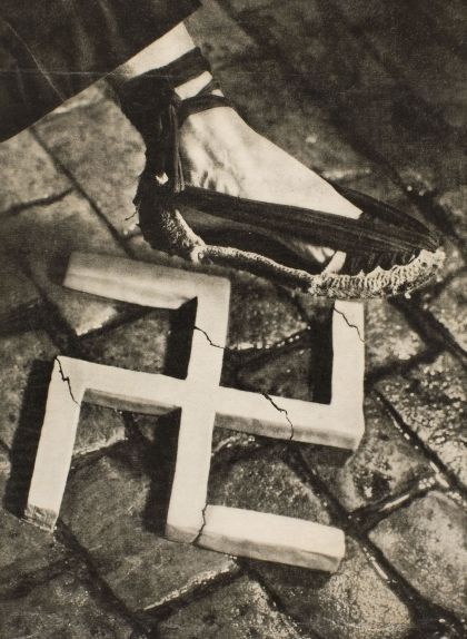 Per un 2026 sense feixistes als nostres barris. Amb unitat de classe i com un sol poble. 🥂