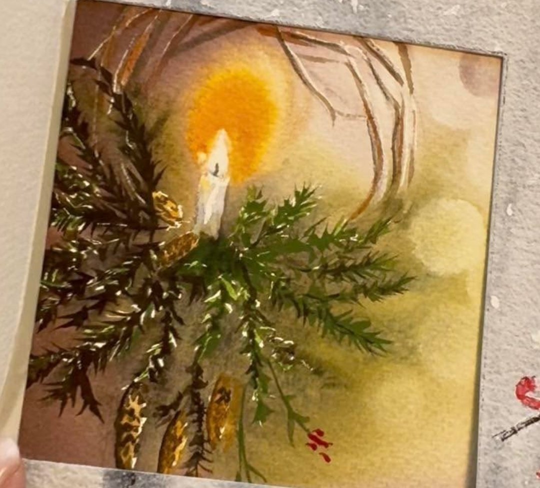 नया साल

चढ़ती उम्र का एक और पत्थर 
ऊब के धूप की चिलचिलाहट है

आशाओं  के अमूर्तन का हरा 
लगाव के पतझड़ की हकलाहट है

बीते पलों की बची पुलक 
गहराते अकेलेपन की झुंझलाहट है

आते से पिछले का कुछ ज्यादा 
ये लम्हा बस रस्मी झिलमिलाहट है

AT