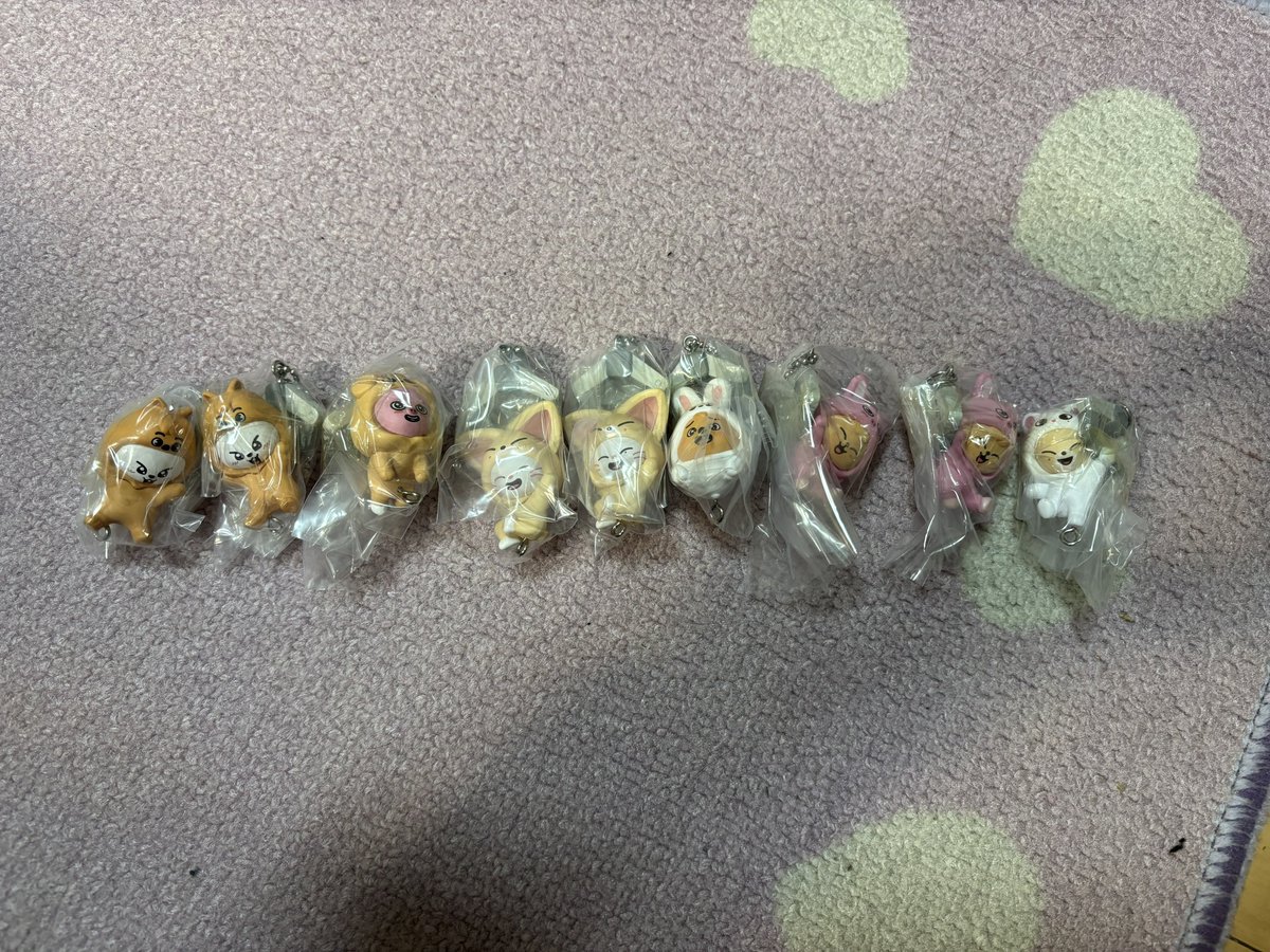 oq15o_'s tweet photo. straykids スキズ　skzoo ガチャガチャ　交換

譲　画像

求　フィリックス（🐥×🐺）

お気軽にお声がけください！ https://t.co/0aOm2gbWDR